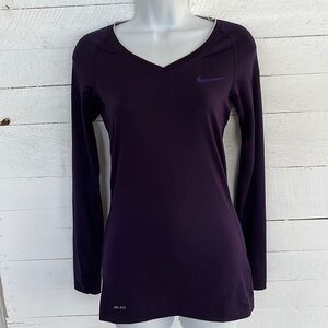 Nike Pro Workout Shirt Size XS